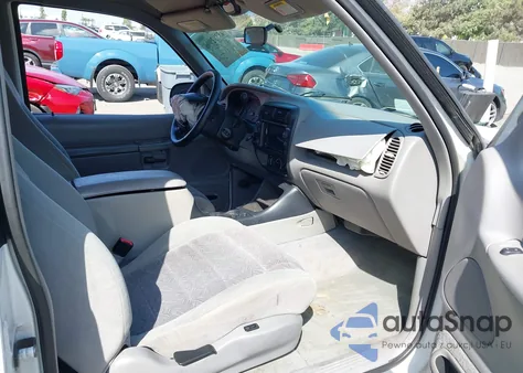 1998 Ford Explorer Sport from USA, damaged, VIN 1FMYU24E0WUB89674